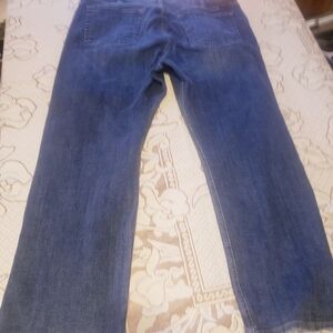 MENS WRANGLER DENIM JEANS. SIZE 38 X 30. GOOD CONDITION. 98% COTTON, 2% SPANDEX